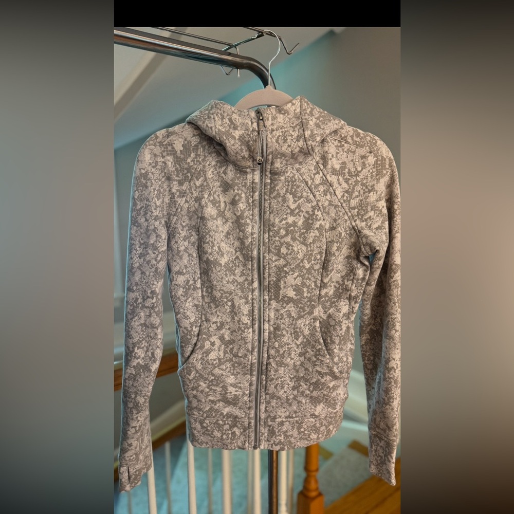 Lululemon Athletica Gray and White Zip-Up Jacket